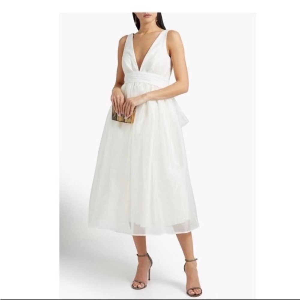 NWT $425 SACHIN & BABI CARMINA ELEGANT WHITE SLEEVELESS DRESS WITH BOW SIZE 4